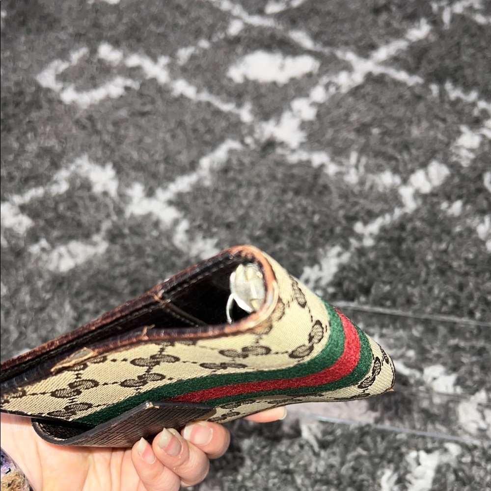 EUC Gucci Sherry Line Agenda - Picture 9 of 15